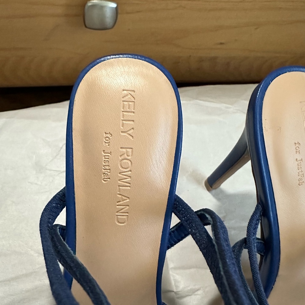 JustFab | Pheme Cap Toe Pump - Picture 5 of 15